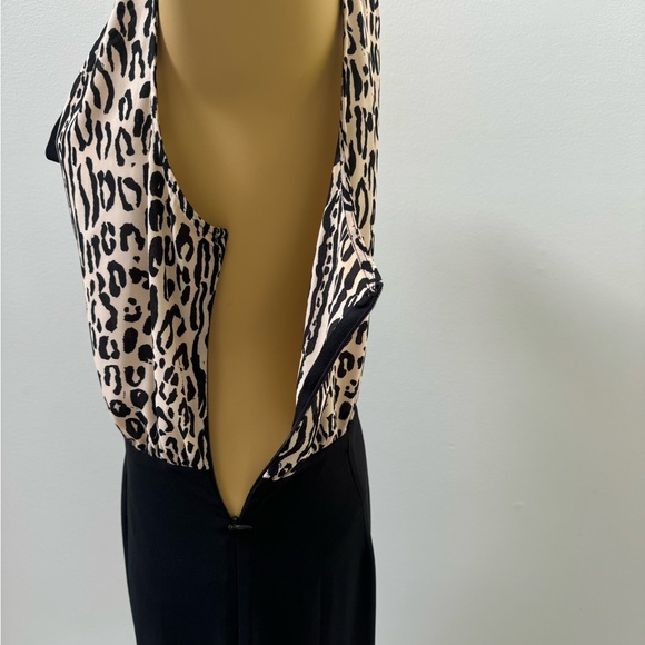 Casual dress black and animal print with said zipper for everyday use. - Picture 7 of 11